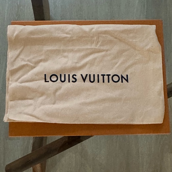 Louis Vuitton Black and Brown Monogram Belt Bag - Picture 3 of 5